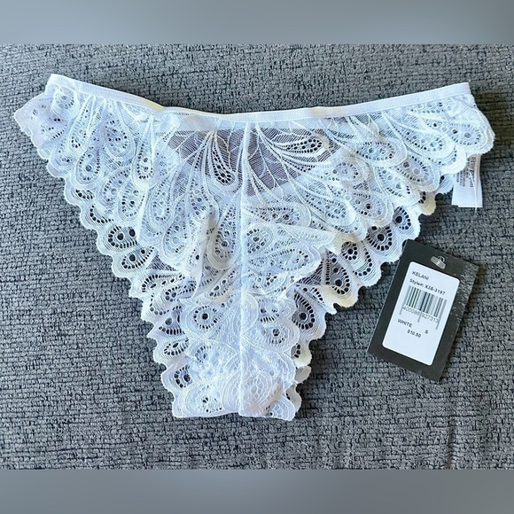 NWT Frederick’s of Hollywood 2 Pack Bundle- Caroline and Kelani in White! - Picture 4 of 6